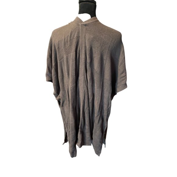 Lululemon Find Your Light Wrap Heathered Moonwalk Wrap Poncho, One Size - Picture 6 of 6